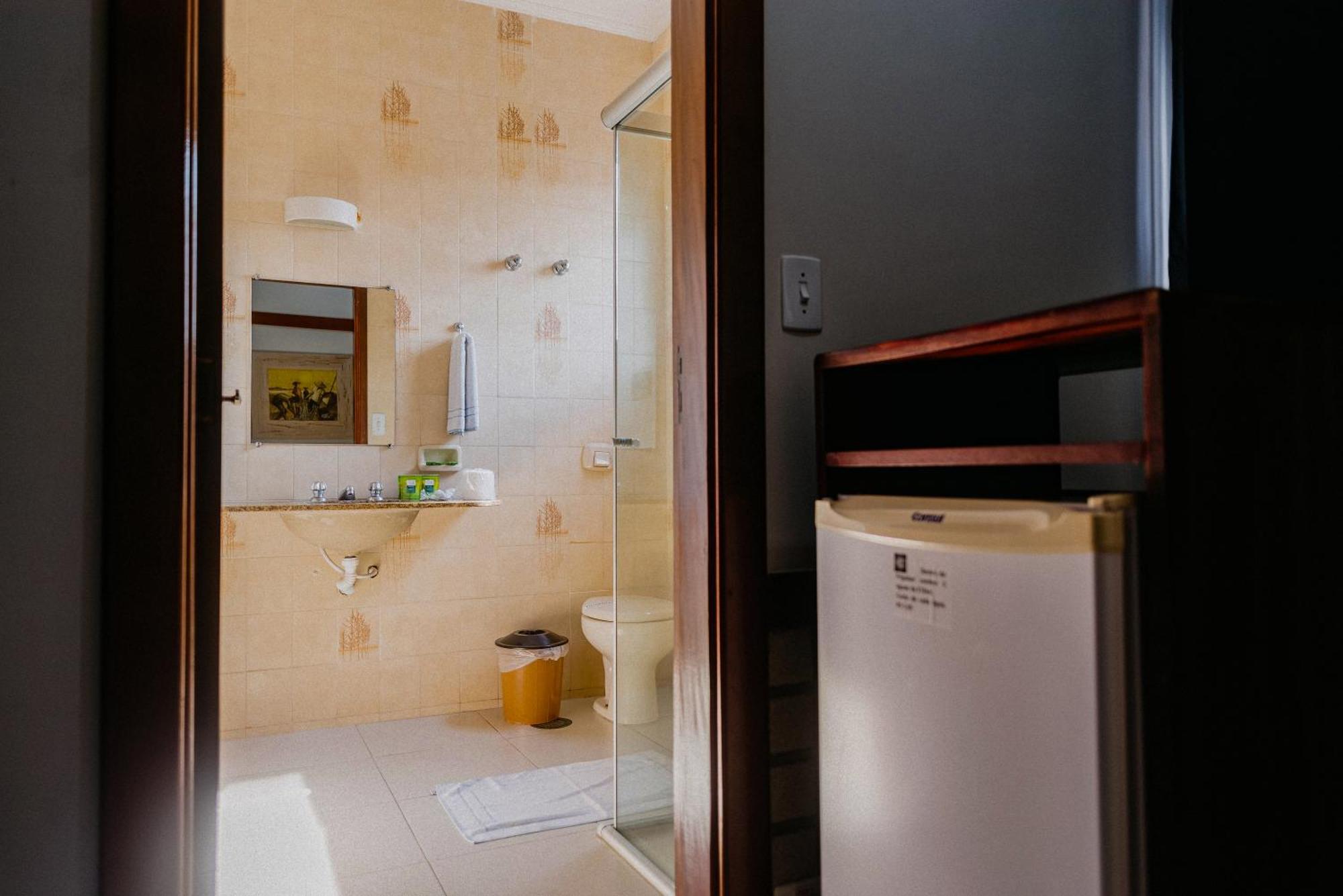 Hotel Sao Charbel 우바투바 외부 사진