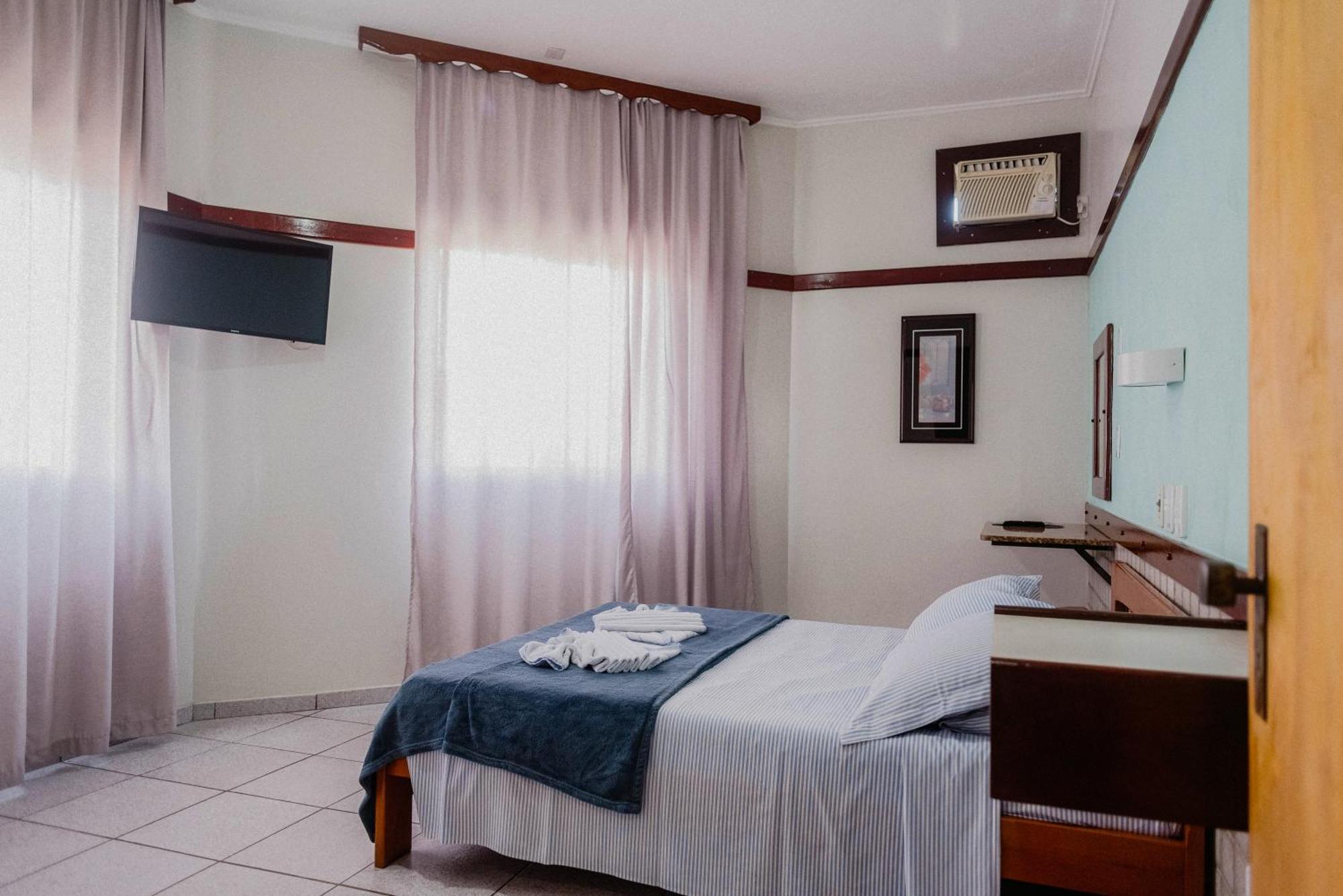 Hotel Sao Charbel 우바투바 외부 사진